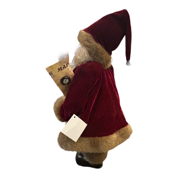 Vintage Santa Decor - Picture 3 of 6